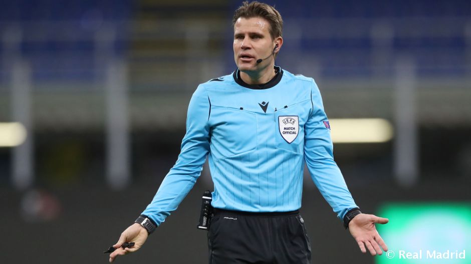Top 10 Famous Football Referees In 2021