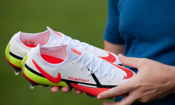 Can I Wear Baseball Cleats For Soccer?