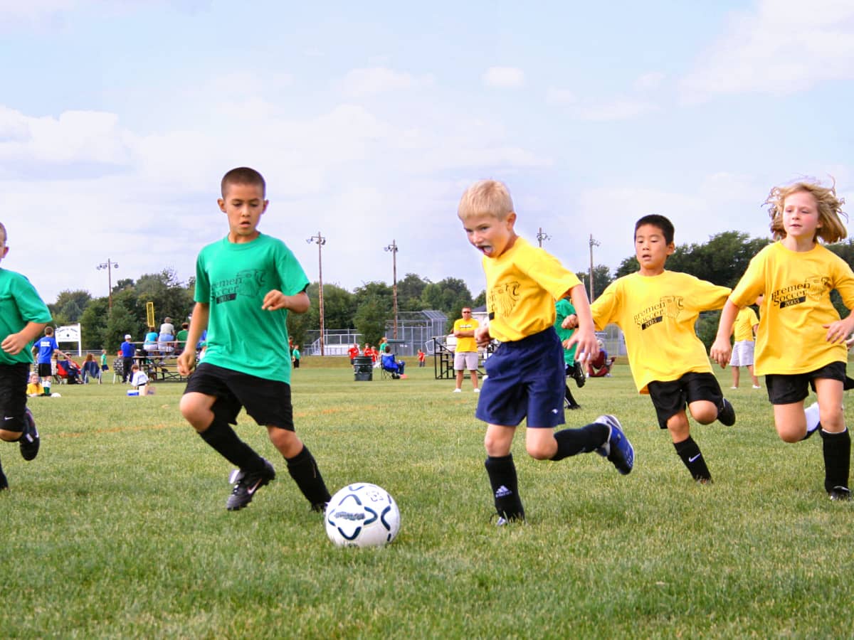 8 Key Factors To Consider When Choosing A Youth Soccer Club