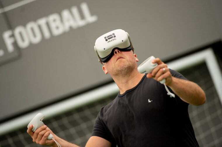 Football & Virtual Reality: Bridging The Gap Between Real & Digital Worlds 1