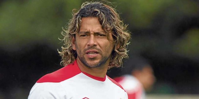 Gerardo Bedoya: The Player With The Most Red Cards in History
